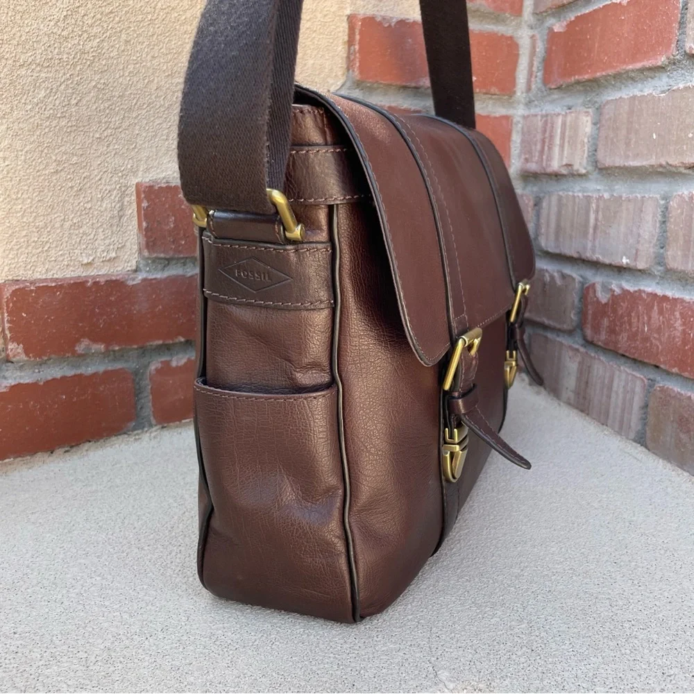 Fossil 💼 estate